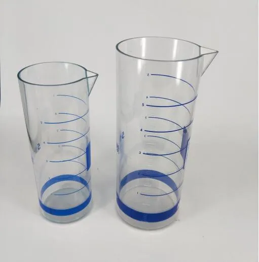 Yas Dej Jug Nrog Lid