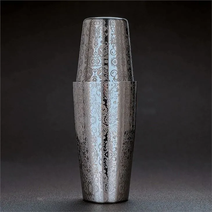 Nyiaj Kub Vaj Homestia Cocktail Shaker